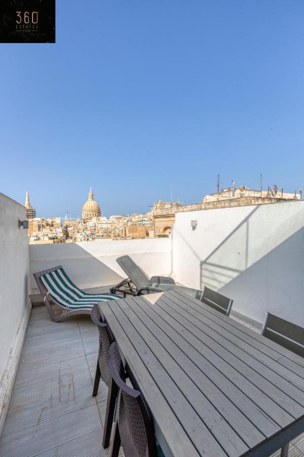 Mesmerising Views For A 2Br Apt In The Capital By 360 Estates Valletta Luaran gambar