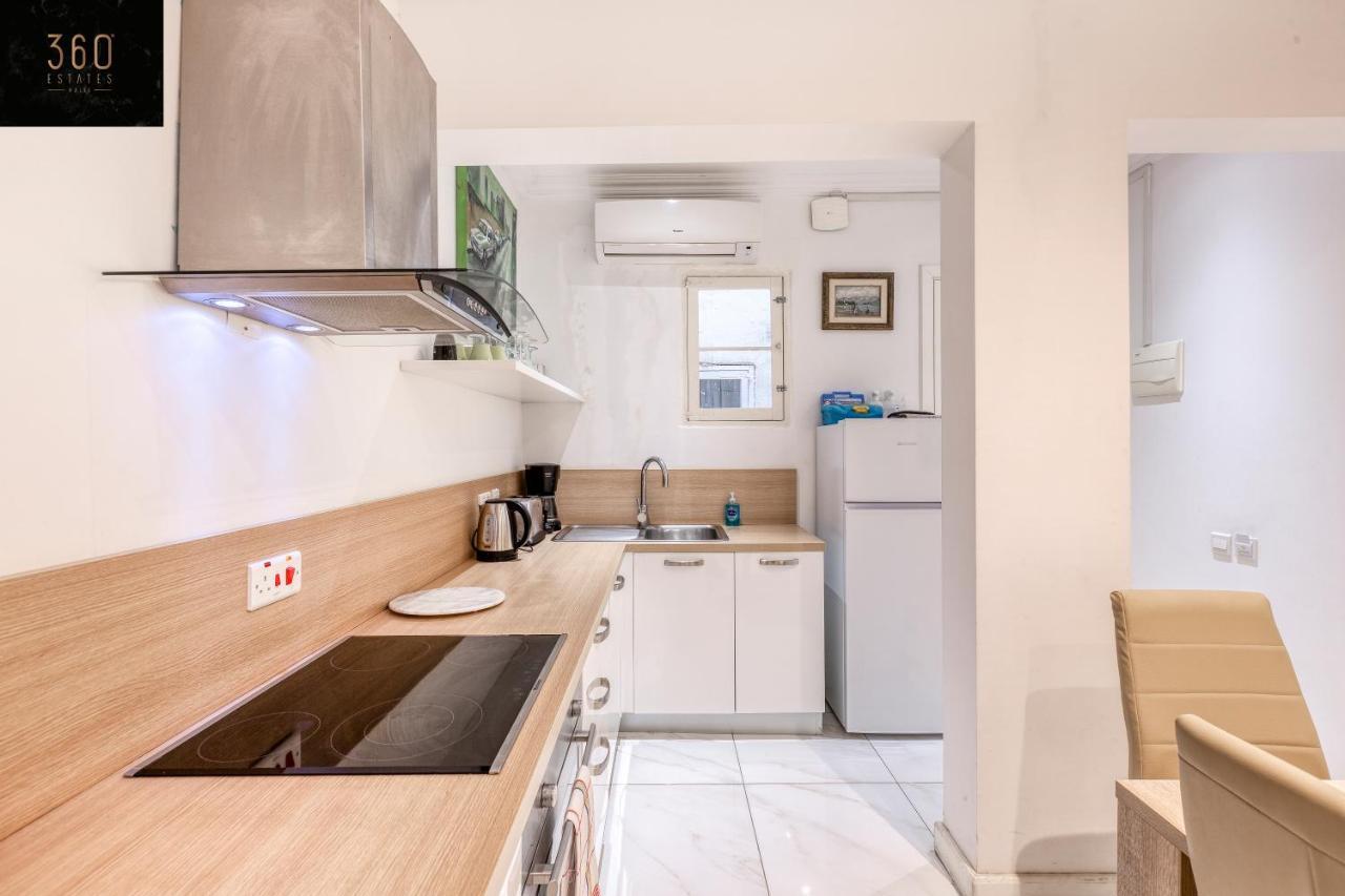 Mesmerising Views For A 2Br Apt In The Capital By 360 Estates Valletta Luaran gambar