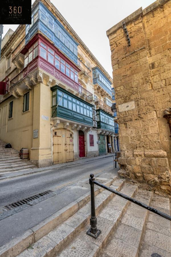 Mesmerising Views For A 2Br Apt In The Capital By 360 Estates Valletta Luaran gambar